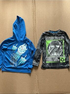 2 Star Wars kid’s active wear size 4